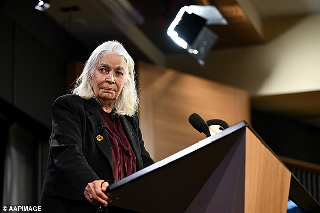 Marcia Langton (im Bild) gehört zu einer Reihe indigener Akademiker, die sagen, der Referendumsprozess habe eine „tiefe Quelle historischen Rassismus“ freigelegt.