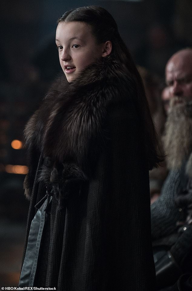 Die Schauspielerin war erst 14 Jahre alt, als sie zum ersten Mal in der sechsten Staffel von Game of Thrones als Lyanna Mormont auftrat (im Bild).