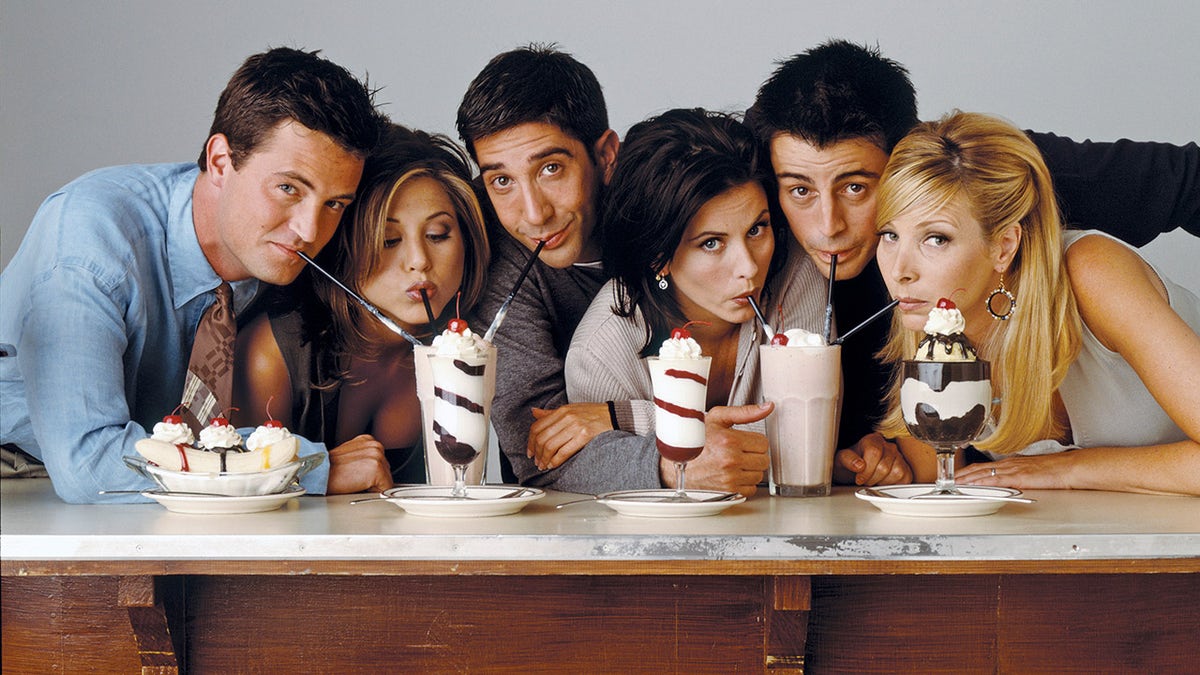Die Besetzung von Friends isst Eis