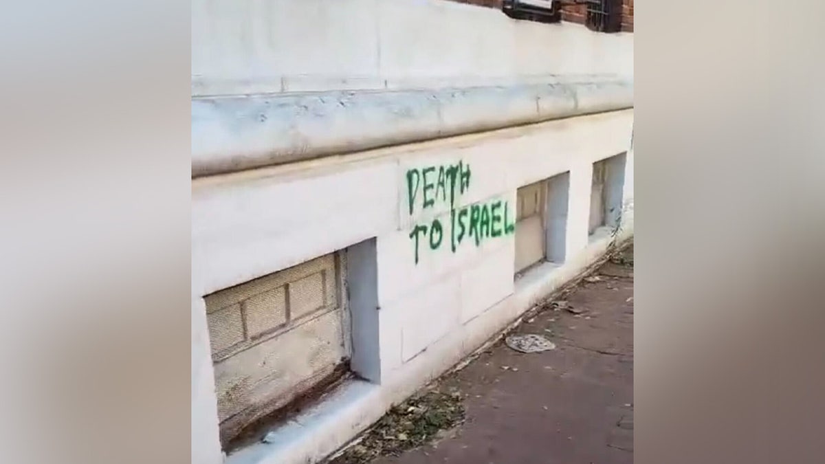 Graffiti-Lesung, ""Tod für Israel."