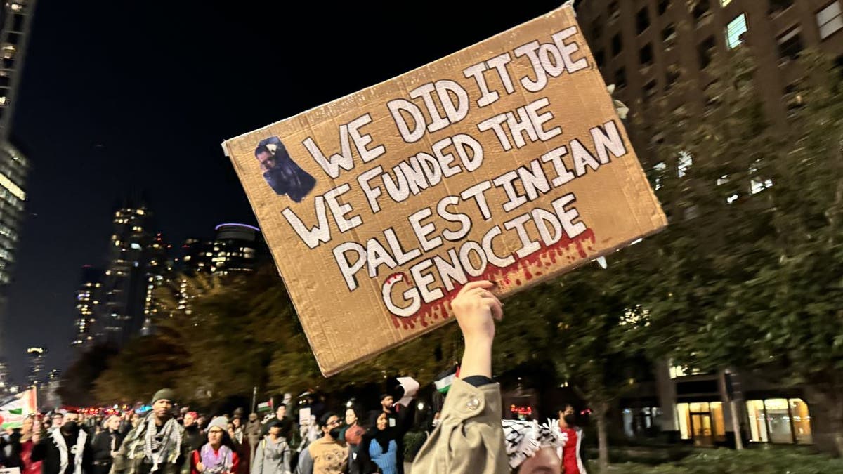 Unterschreiben Sie bei pro-palästinensischem Protest