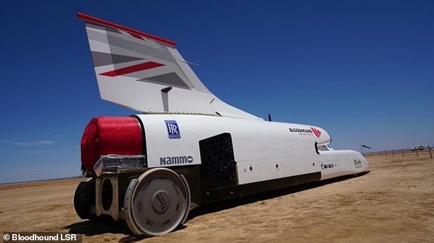 Das Bloodhound-Auto wurde für eine Geschwindigkeit von 800 Meilen pro Stunde gebaut – eine Geschwindigkeit, die es ihm theoretisch ermöglichen würde, Aberdeen von London aus in weniger als 30 Minuten zu erreichen