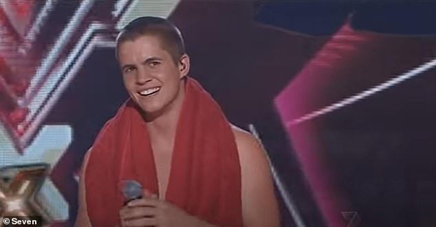 Nach der Tragödie ist ein rührender Moment wieder aufgetaucht, der den ehemaligen Heim- und Auswärtsstar während seiner Zeit als X-Factor-Finalist (im Bild) zeigt