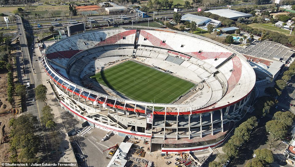 Taylor startete am Donnerstag im Estadio River Plate Stadium in Buenos Aires die Südamerika-Etappe ihrer Tour