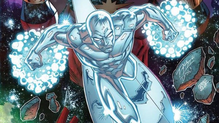 Auf diesem Bild von Marvel Comics schwebt der Silver Surfer durch den Weltraum.