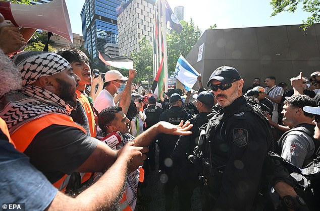 Am Sonntag fanden im ganzen Land Pro-Palästina-Proteste statt, unter anderem in Brisbane (Bild).