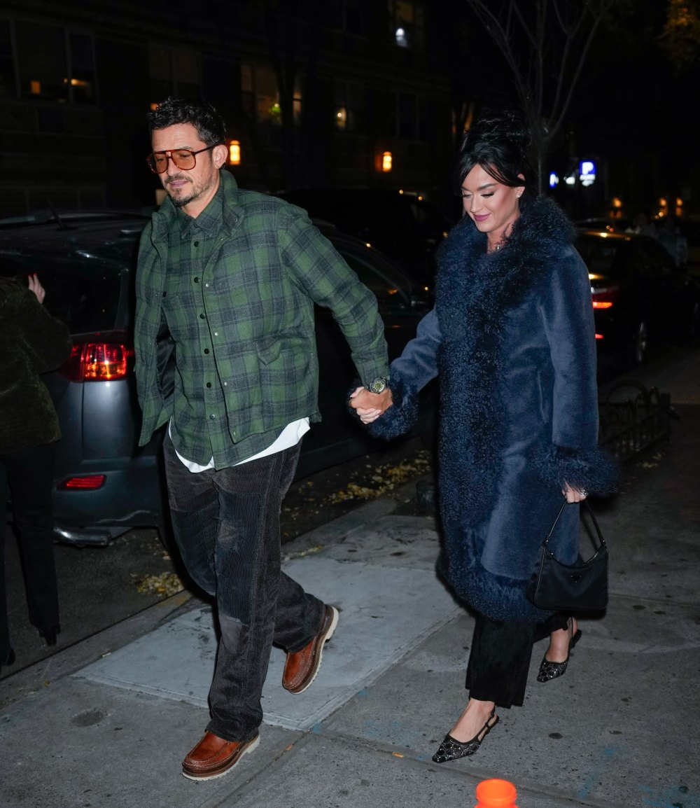Katy Perry und Orlando Bloom halten beim Date-Abend nach vorläufigem Sieg im Mansion-Prozess bezaubernd Händchen