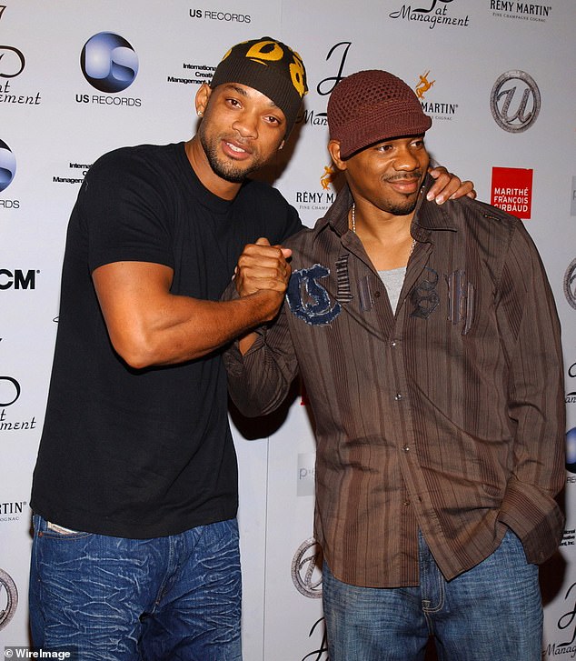 Smith und Martin wurden 2003 bei einer Veranstaltung zu Ushers Geburtstag in LA abgebildet