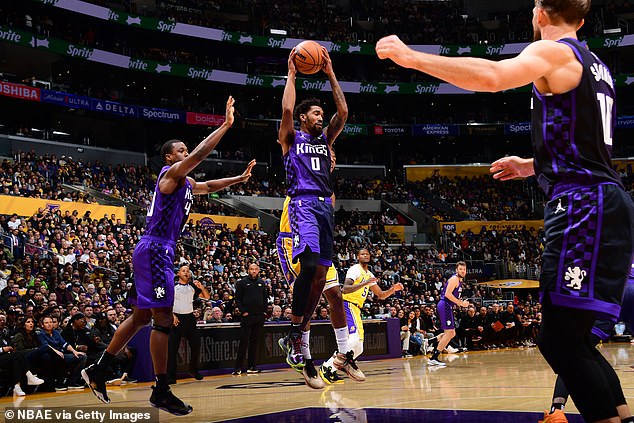 James‘ Heldentaten reichten nicht aus, um die Sacramento Kings davon abzuhalten, die Lakers zu pulverisieren