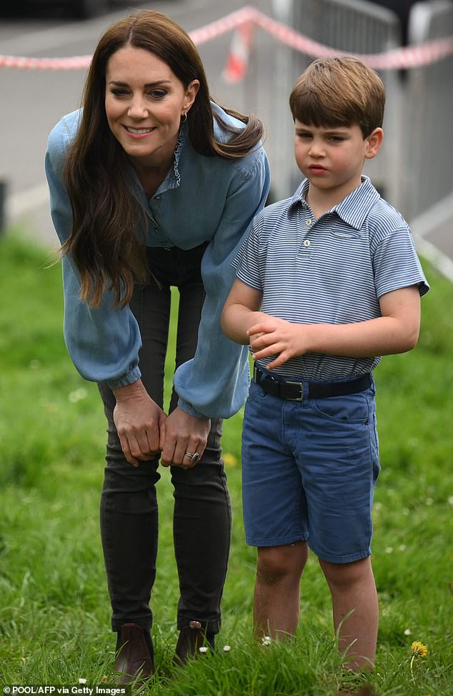 Die Prinzessin von Wales gab gestern bekannt, dass der fünfjährige Prinz Louis in der Schule mit seinen Klassenkameraden ein Gefühlsrad benutzt
