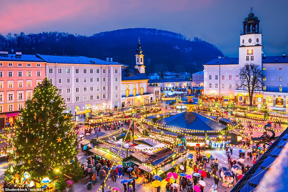 Wer die Weihnachtsmärkte in Salzburg (im Bild) besuchen möchte, muss möglicherweise auf seinen Geldbeutel achten.  Die österreichische Stadt belegt im Barometer den drittteuersten Platz (846 £).