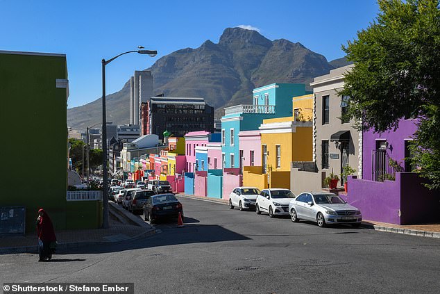 Dritter im Ranking ist Kapstadt in Südafrika, das für seine „vielfältige“ Kulturszene gelobt wurde.  Im Bild ist das farbenfrohe Viertel Bo-Kaap der Stadt zu sehen