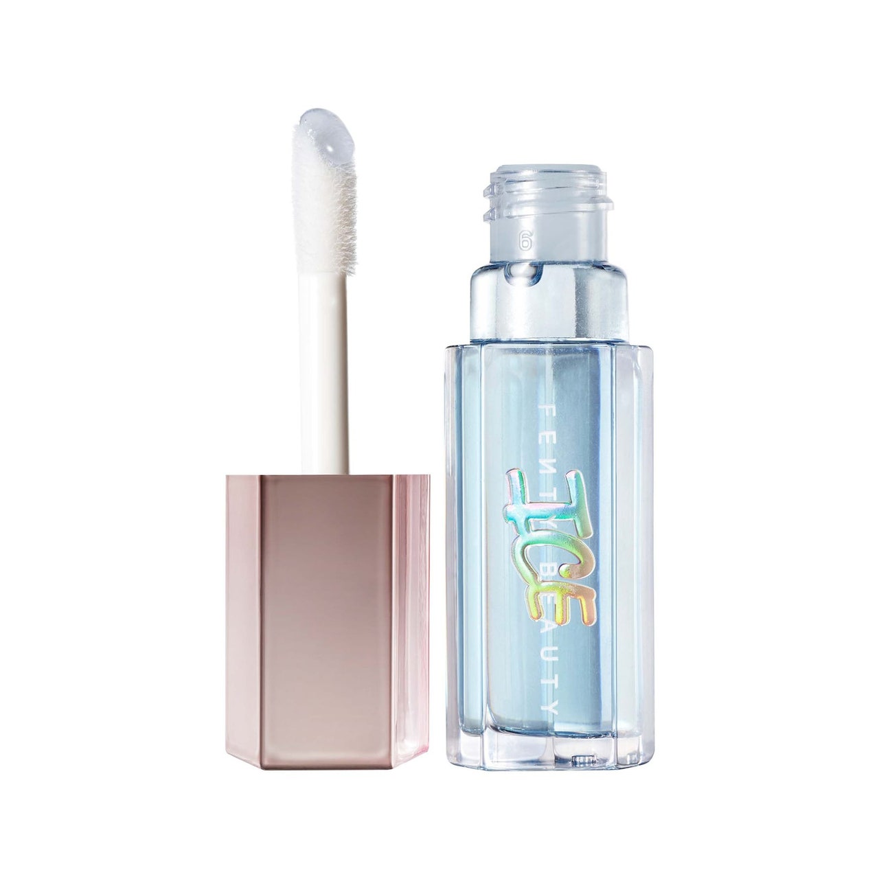 Fenty Beauty Gloss Bomb Ice Cooling Lip Luminizer offen mit Doe-Fuß