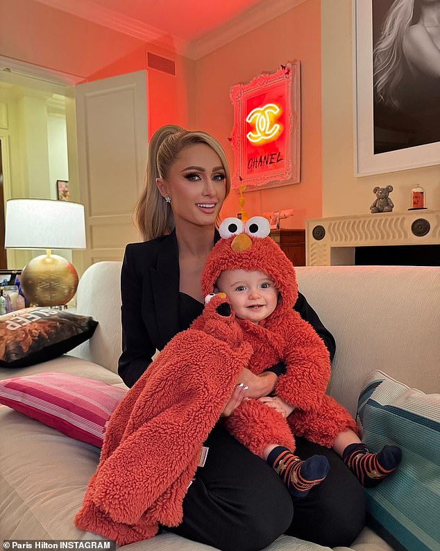 Paris und Phoenix: Paris Hilton hält Sohn Phoenix in einem bezaubernden Instagram-Schnappschuss fest
