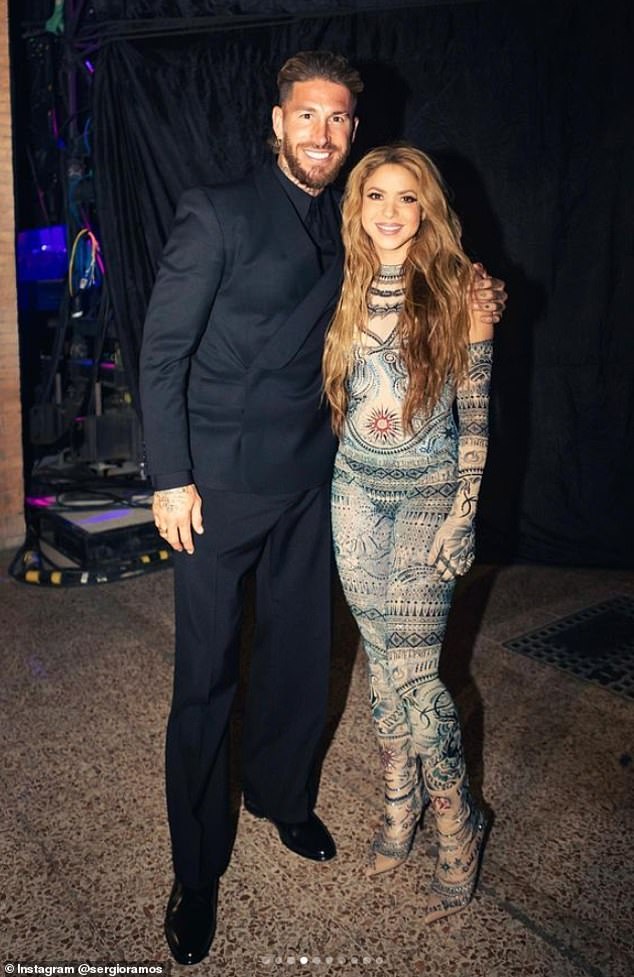 Sergio Ramos – Piques ehemaliger Teamkollege – posierte mit Shakira, nachdem sie einen Grammy gewonnen hatte