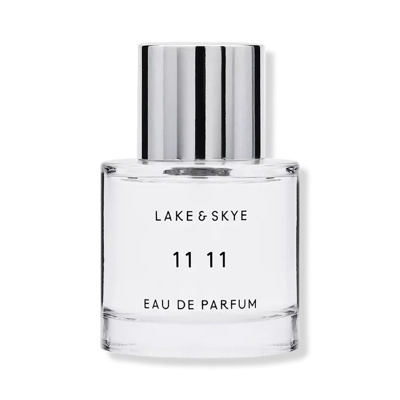 Das Lake & Skye 11:11 Eau de Parfum auf weißem Hintergrund