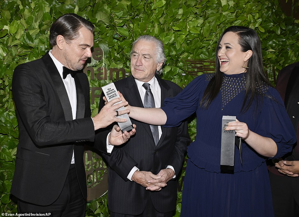 Winners: DiCaprio, Robert De Niro and Lily Gladstone posed with the Gotham historical icon & creator tribute for Killers of the Flower Moon
