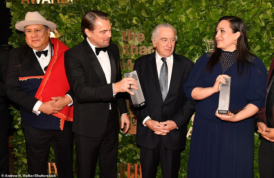 Winners: DiCaprio, Robert De Niro and Lily Gladstone posed with the Gotham historical icon & creator tribute for Killers of the Flower Moon