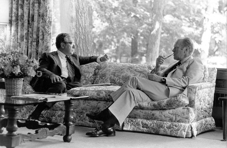 US-Präsident Gerald Ford trifft sich mit Außenminister Kissinger in Camp David, USA, 5. Juli 1975. Gerald R. Ford Library/via REUTERS  
