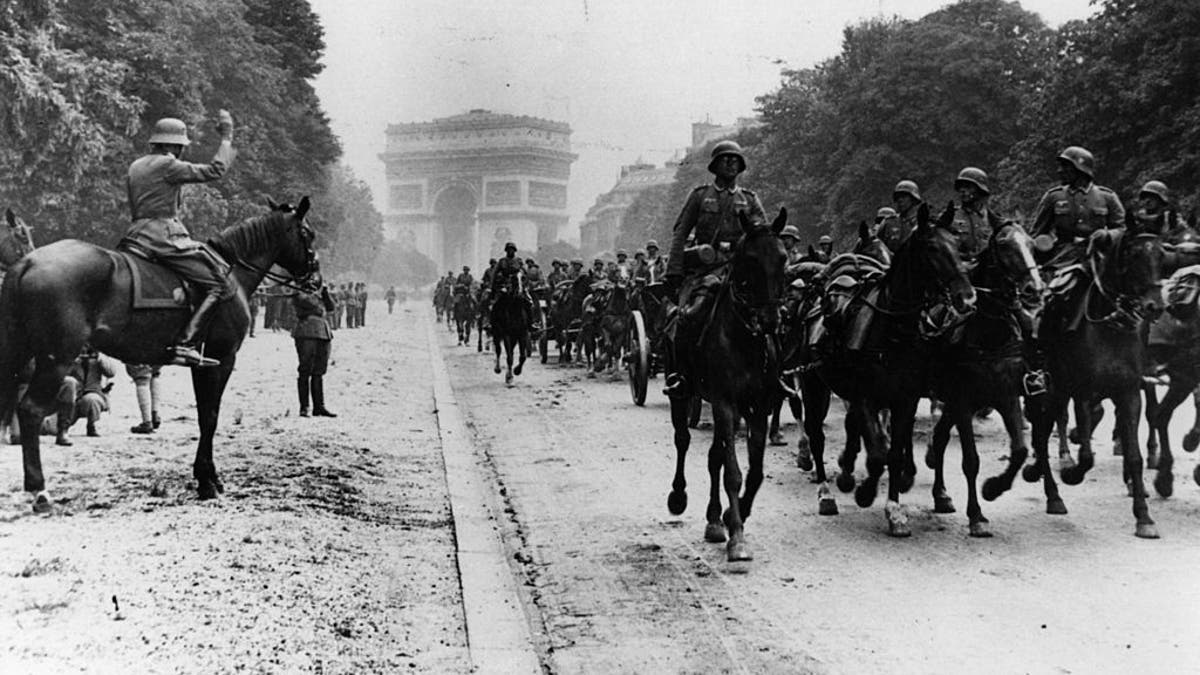 Nazis erobern Paris