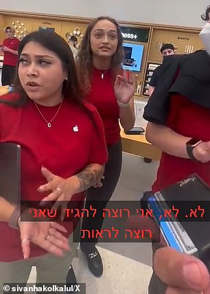 Im Video bezeichnet der Kunde den Mitarbeiter als „Terroristen“, der Palästina unterstützt