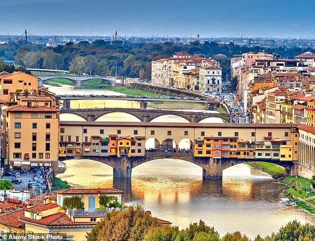 Hier sind die besten europäischen Städte, die man in der Nebensaison besuchen kann.  Die Liste umfasst auch Florenz (im Bild) in Italien, das zu dieser Jahreszeit deutlich weniger überlastet ist