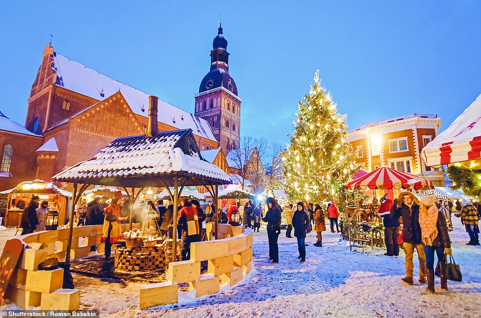 In einem Jahresbericht wurden die günstigsten europäischen Weihnachtsmarktausflüge für Briten vorgestellt, und Riga (im Bild) ist die Nummer eins