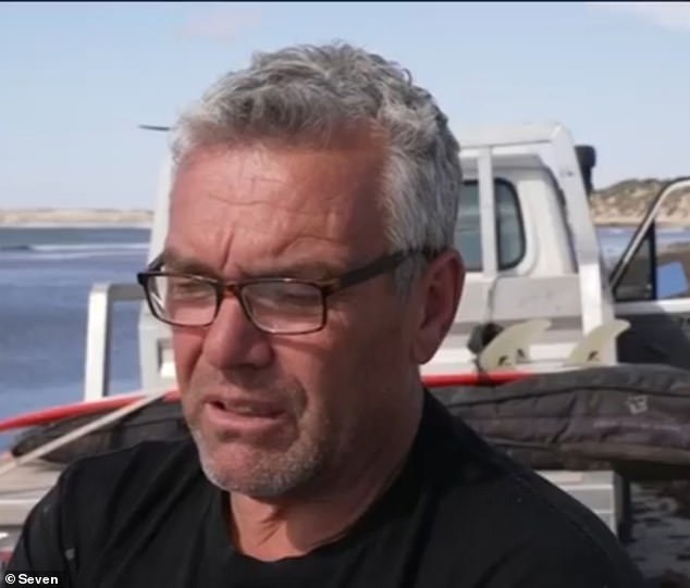 Der Zeuge Jeff Schmucker fuhr mit seinem Jetski am Granite Beach ins Wasser, nachdem ein Surfer von einem Hai zerfleischt worden war