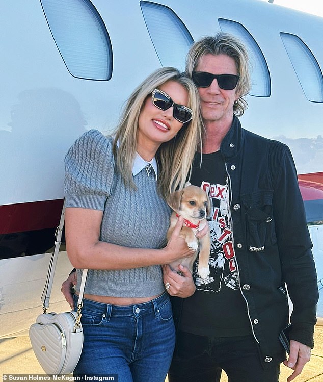 Neue pelzige Ergänzung!  Guns N‘ Roses-Musiker Duff McKagan und seine Frau Susan haben einen Welpen aus der Tierrettung adoptiert