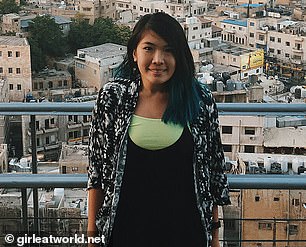 Melissa hatte über 30 Länder besucht, als sie in Paris betrogen wurde.  Sie ist hier in Jordanien abgebildet
