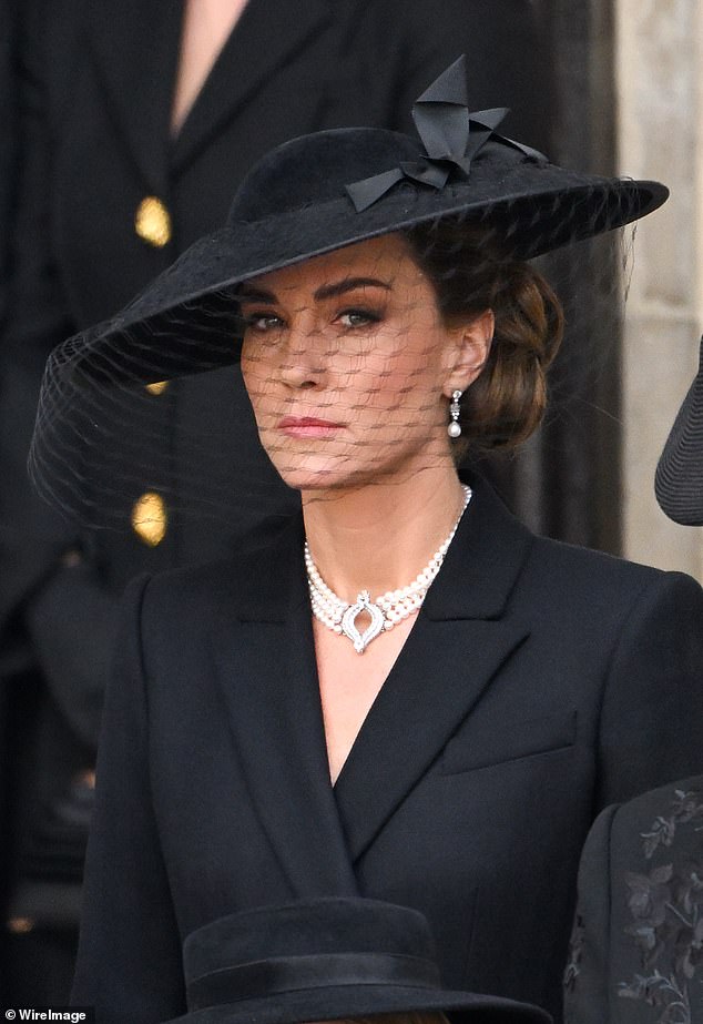 Catherine, Prinzessin von Wales während des Staatsbegräbnisses von Königin Elizabeth II. in der Westminster Abbey am 19. September 2022