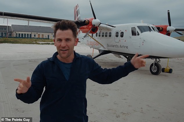 Nicky (oben) sagte gegenüber MailOnline Travel: „Als eingefleischter Luftfahrtfreak war es ein Lebenstraum von mir, zum unglaublich einzigartigen Flughafen von Barra zu reisen.“