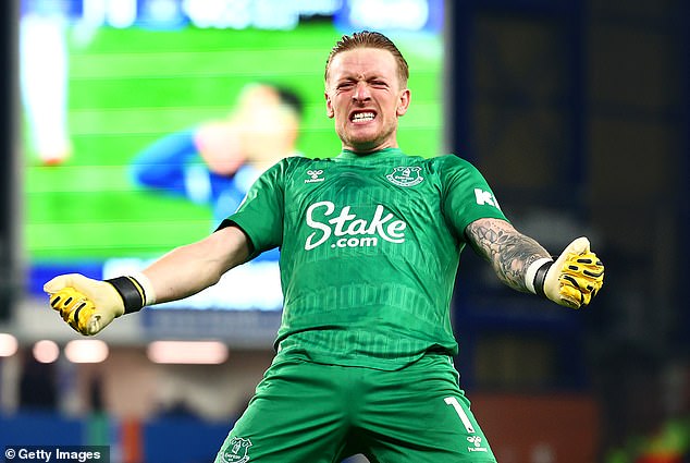Pickford konnte seine Freude nicht verbergen, nachdem der entscheidende Sieg Everton aus der Drop-Zone katapultierte