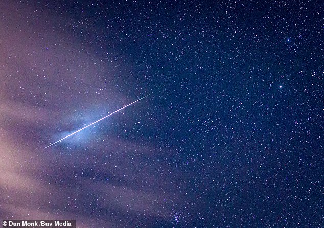Der Meteorschauer wurde erstmals im Jahr 1862 beobachtet und wird für seine Zuverlässigkeit bei der Rückkehr sowie die schiere Anzahl der Meteore, die pro Stunde auftauchen, geschätzt