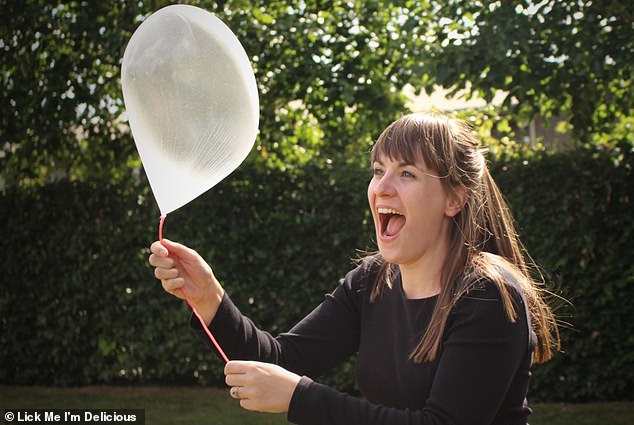 Echte Bonbonballons verwenden Zucker und Helium, um einen Leckerbissen herzustellen, der dennoch ein Gefühl kindlicher Freude hervorrufen kann