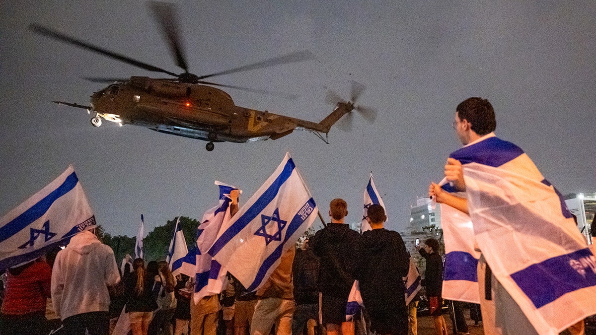 Fragiler Waffenstillstand gibt Israelis Hoffnung auf Rückkehr weiterer Geiseln