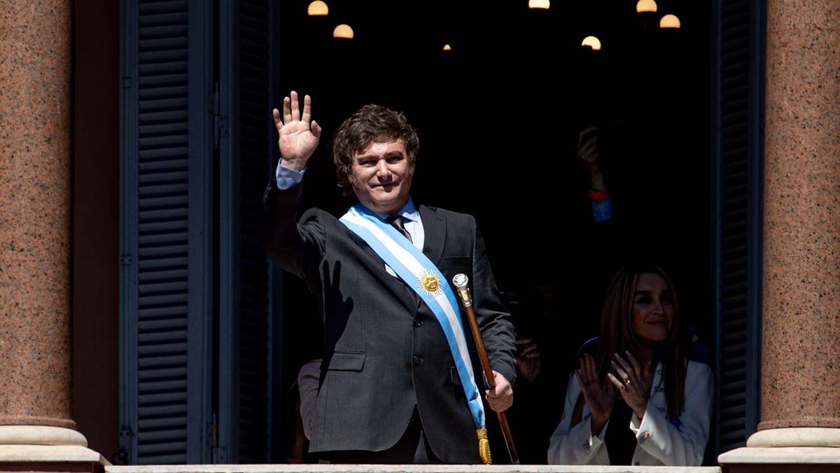 Javier Milei wurde als argentinischer Präsident vereidigt