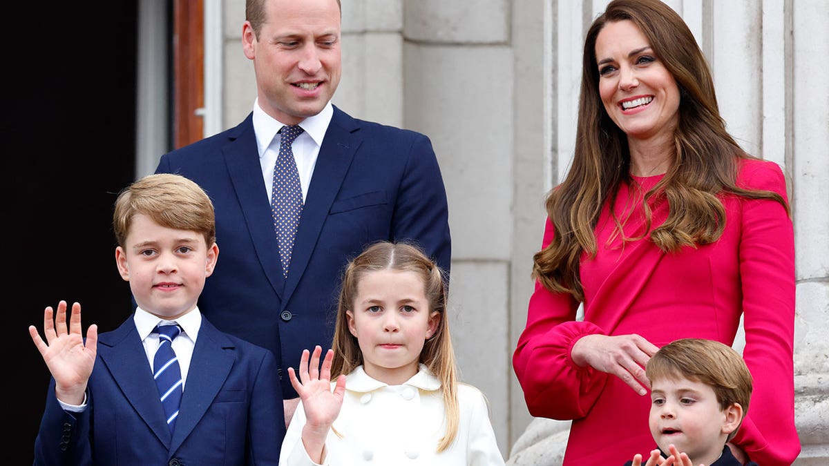 Prinz William und Kate Middleton mit den Kindern Prinz George, Prinzessin Charlotte und Prinz Louis