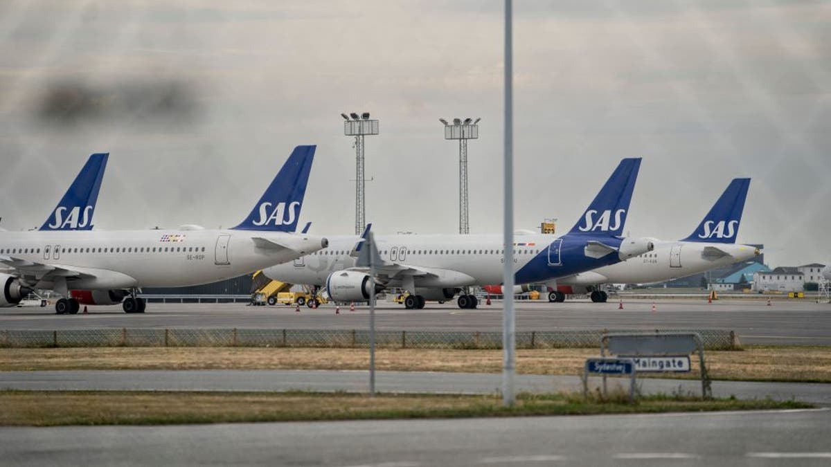 SAS-Flugzeuge am Gate