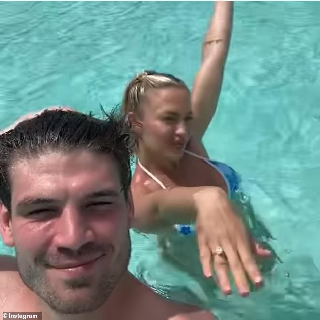 Der beliebte Instagram-Account Influencer Updates veröffentlichte eine Reihe von Fotos mit allen früheren Verlobungsringen von Tammy (von den Ex-Verlobten Reece Hawkins und Matt Poole) und ermöglichte ihren Followern einen wilden Vergleich