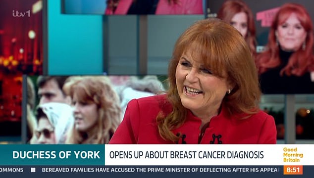 Auf „Great Morning Britain“ sprach Sarah heute über ihre Brustkrebsdiagnose und die einzelne Mastektomie, die sie sich an ihrer linken Brust unterzogen hatte