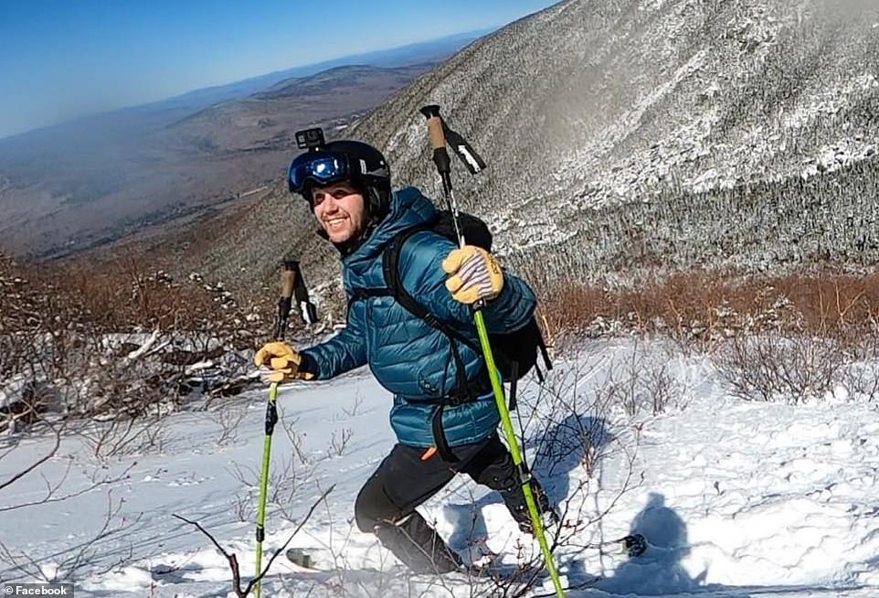 Torros Freund und der andere Skifahrer, der ihm geholfen hatte, beschlossen, nach seiner Rettung auf eigene Faust loszuwandern und den Berg hinunterzufahren