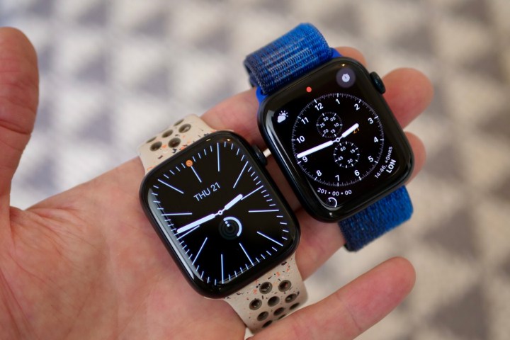 Die Apple Watch Series 9 und Apple Watch Series 8 zeigen die Umgebungsanzeigen.
