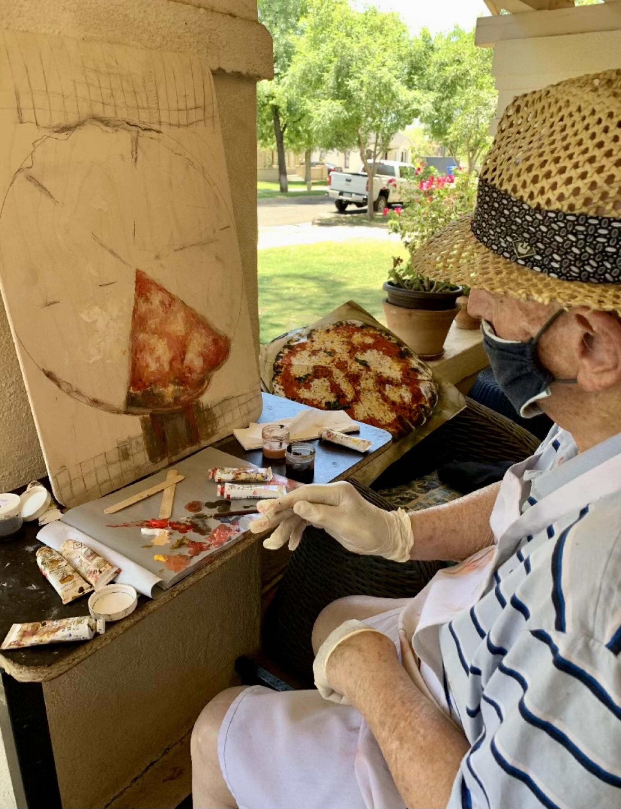 Leonard Bianco arbeitete an einem Gemälde einer Pizza, die Sohn Chris Bianco für ihn gekocht hatte 