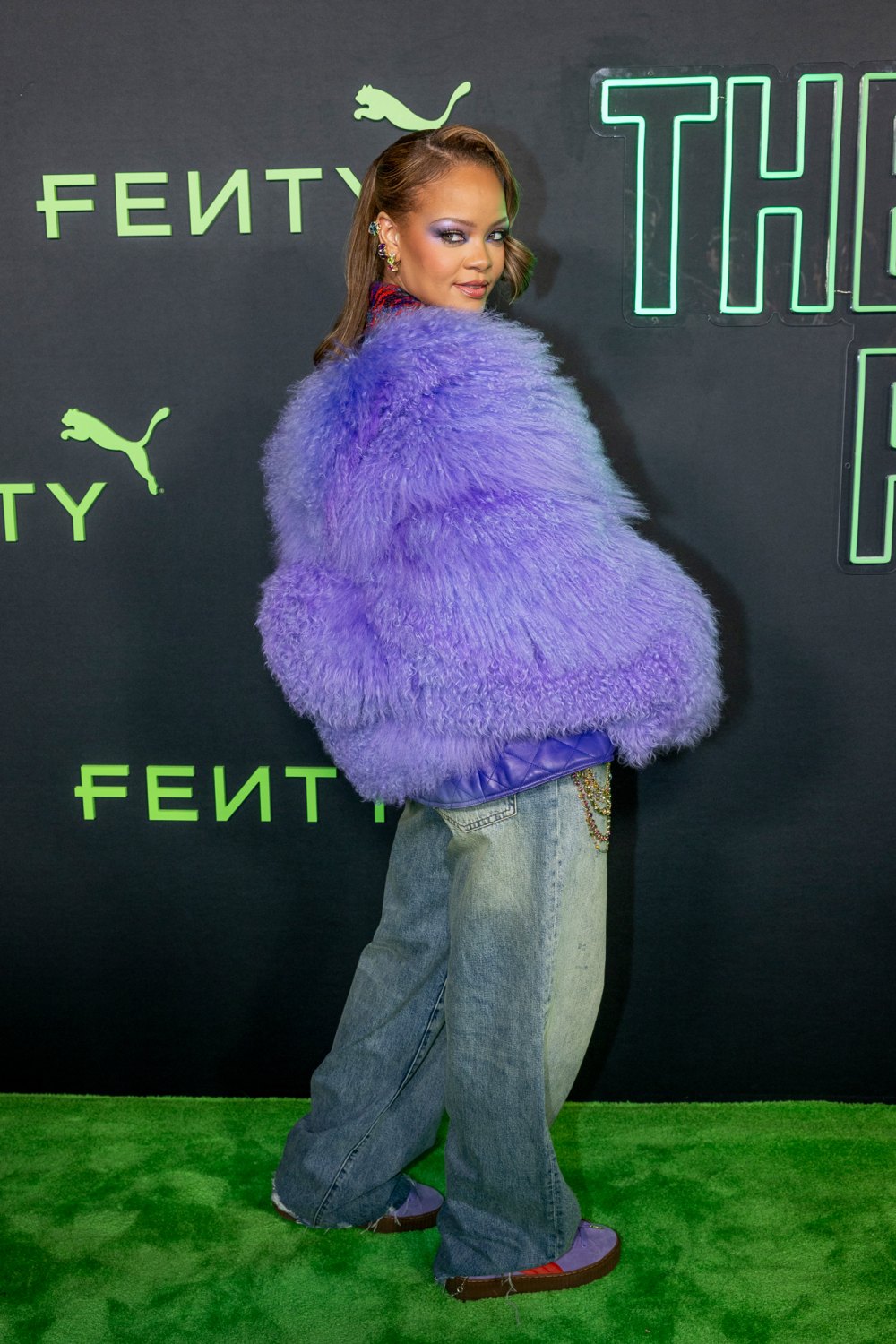 Rihanna nimmt an der FENTY x PUMA Sneaker Launch Party teil