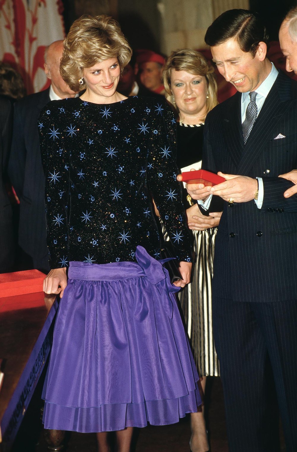 Kleid von Prinzessin Diana wird für rekordverdächtige 1,1 Millionen US-Dollar versteigert