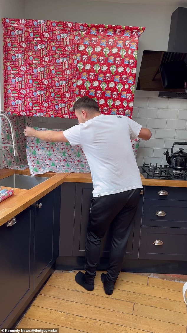 Das virale Video des 20-Jährigen zeigt, wie er die Kücheneinheiten und jeden Bereich des Kochfelds einzeln mit rotem und silbernem Papier umwickelt