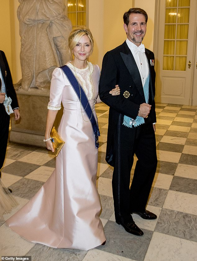 Marie-Chantal heiratete Pavlos im Jahr 1995. Er wird nie den Thron besteigen, da die griechische Monarchie 1973 gestürzt wurde