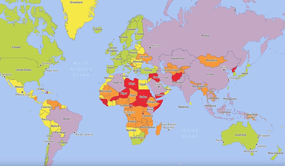 MEDIZINISCHES RISIKO: Diese Karte zeigt Länder, die nach medizinischen Risiken kategorisiert sind, wobei niedrig in Grün, mittel in Gelb, variabel in Hellviolett, hoch in Orange und sehr hoch in Rot markiert sind