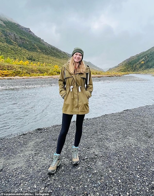 Emily, die in einer anderen Gegend Alaskas gesehen wird, sagte: „Insgesamt hätte der Tag nicht besser laufen können.“  Ich würde den Ausflug nach Katmai jedem Naturliebhaber wärmstens empfehlen.